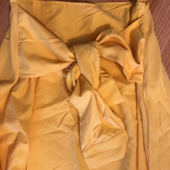 💥💥High Waist Asymmetric Skirt - Picture 4 of 7